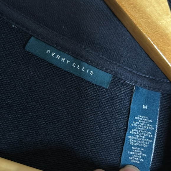 Perry Ellis men’s vest. Excellent condition. Men’s size medium. - Picture 4 of 6